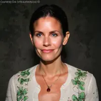 Courteney Cox (vrtlcourteneycox)-ID.webp